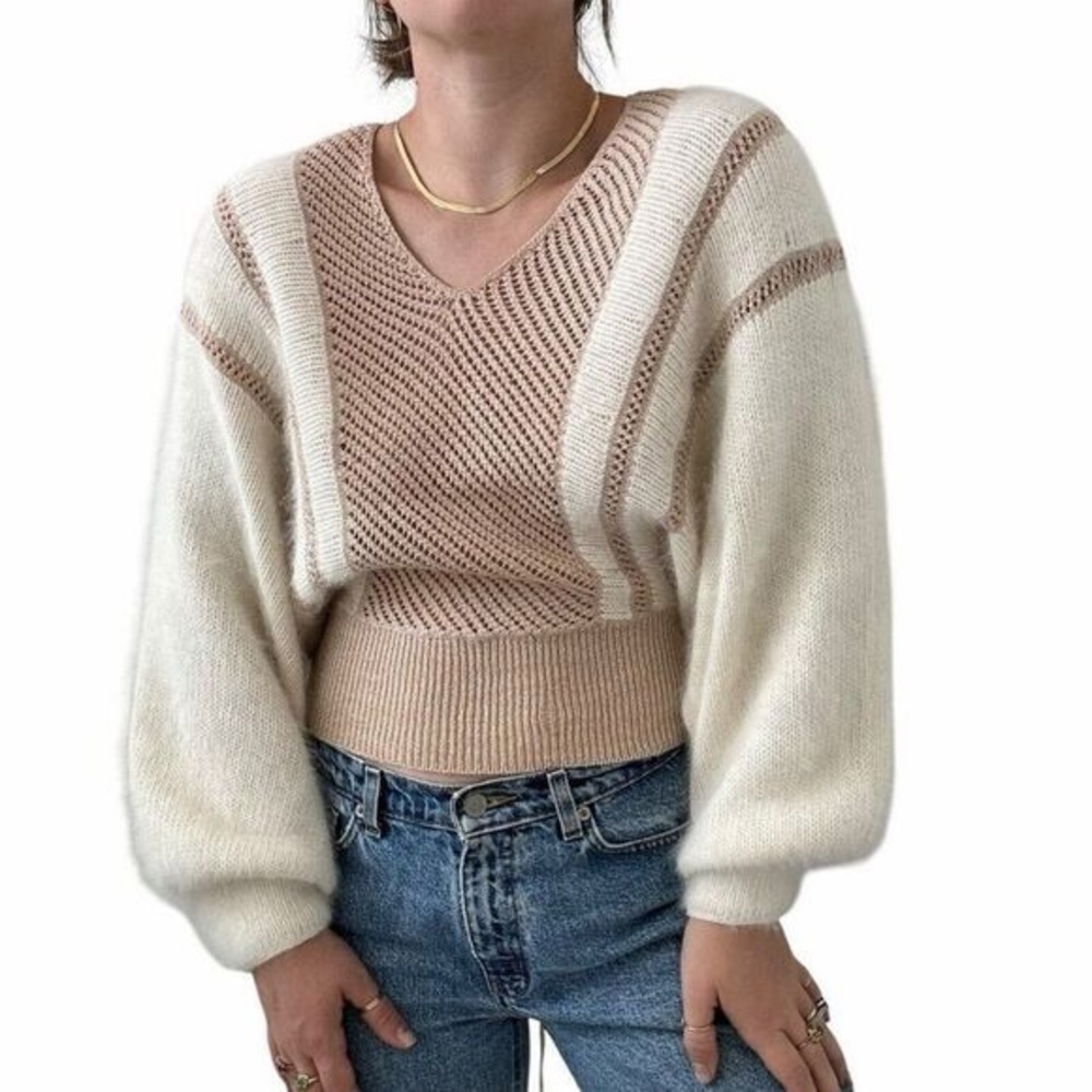Michelle Stuart Vintage Angora Wool Crochet fuzzy bat wing Knit blush 6 sweater